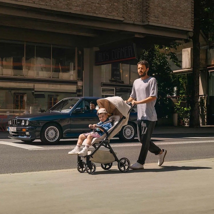 荷蘭 Nuna trvl  lx BMW 獨家聯名系列 