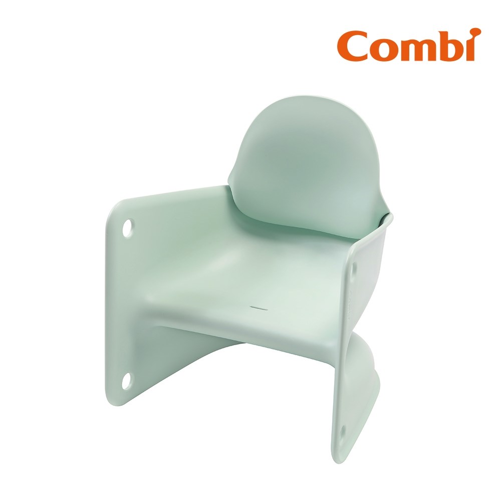 Combi 兒童學習巧疊椅